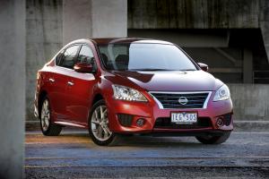 Nissan Pulsar SSS Sedan